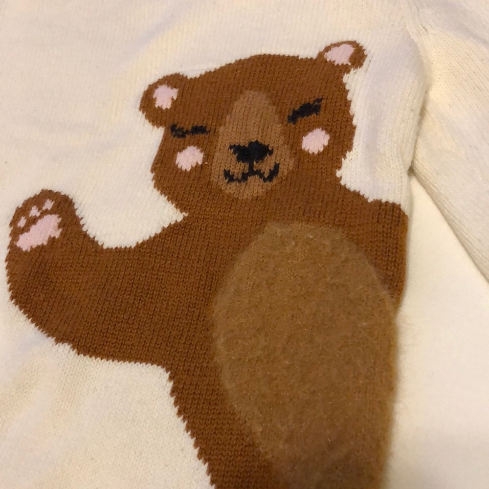 Adorable Old Navy bear sweater